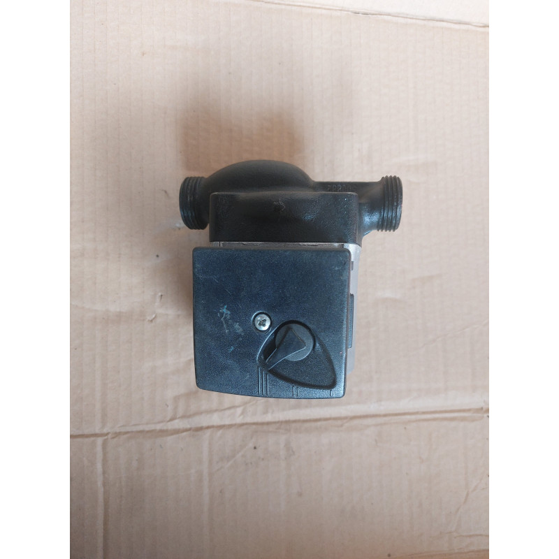 Pompa C.O. Grundfos UPS 15-60 130 