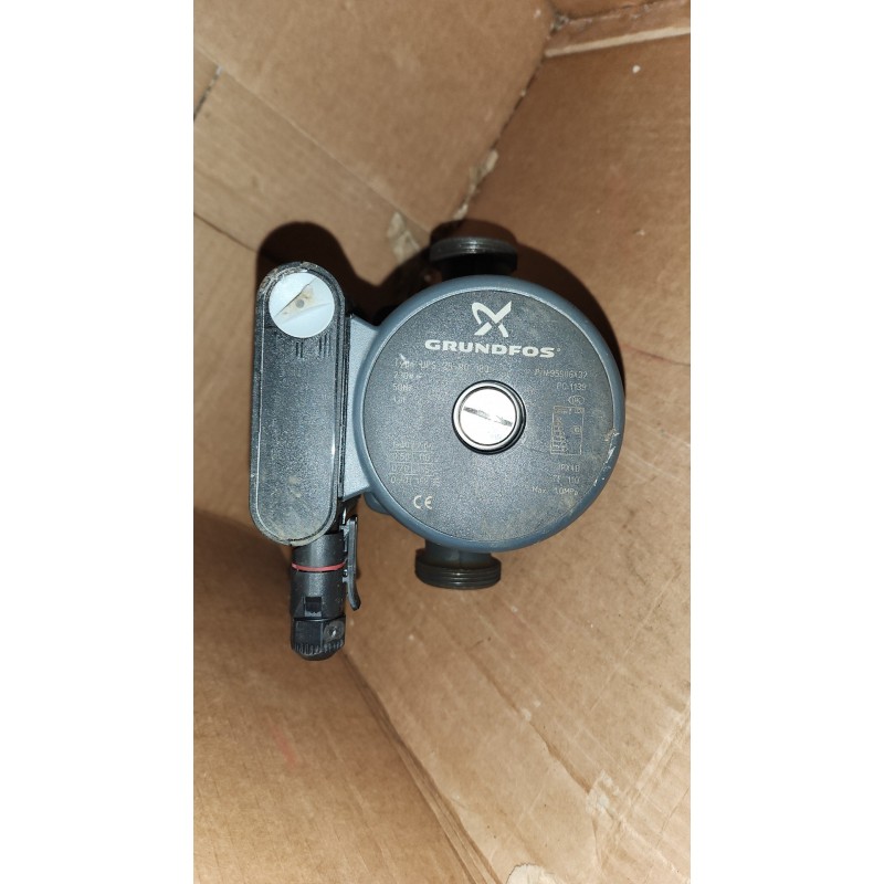 x Pompa Grundfos UPS 25-80 180 P/N:95906432